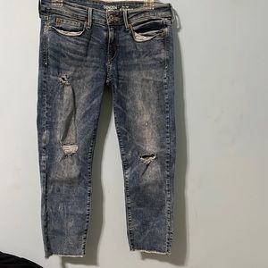 Denizen by Levi’s Low Rise Straight Ankle Raw Hem Size 29